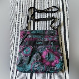 Dakine crossbody bag